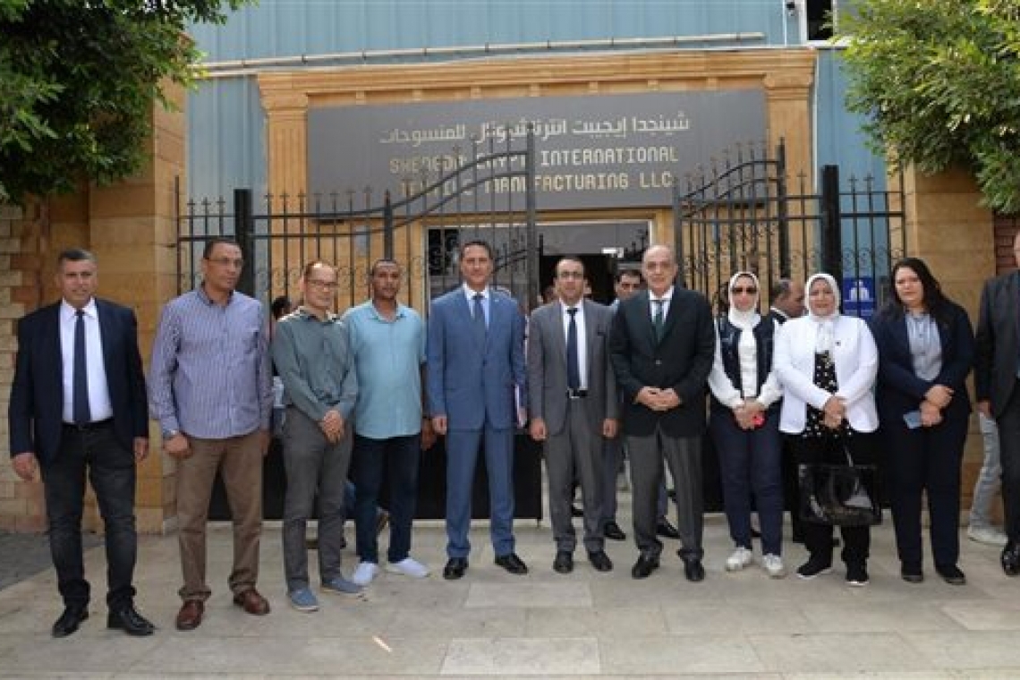 لجنة المشروعات المتوسطة و الصغيرة و متناهية الصغر بمجلس النواب تتفقد المنطقتين الحرة والصناعية بالإسماعيلية 