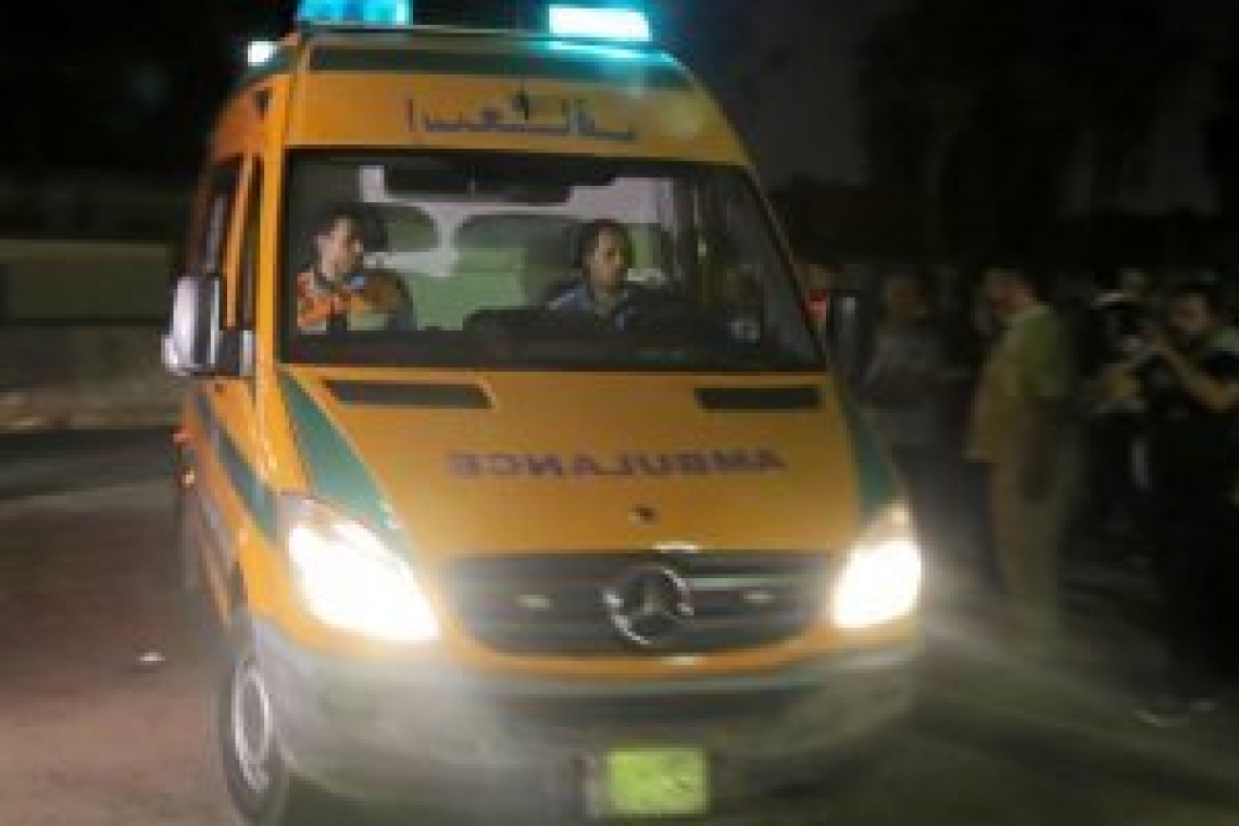 حادث  أنقلاب سيارة ميكروباص بسيناء