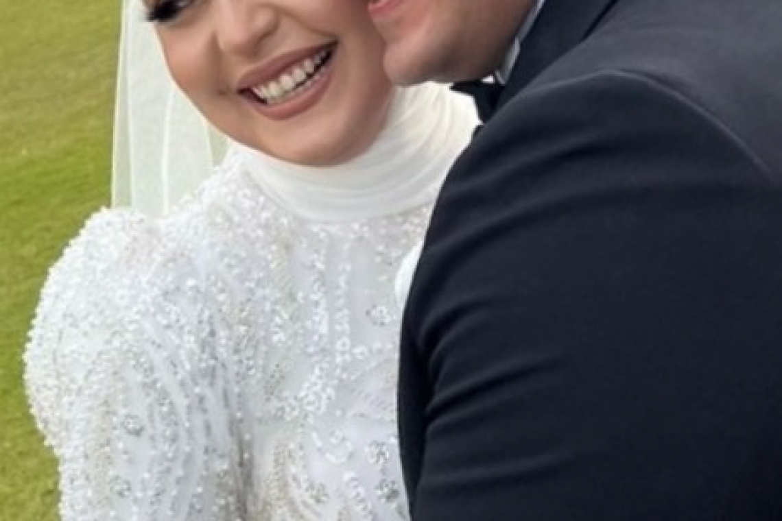 تهنئة خاصة للعروسين